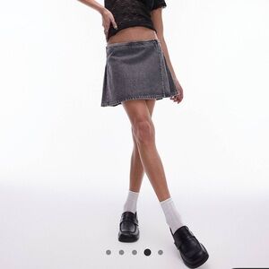 NWT TOPSHOP Denim Mini Kilt Skirt in Ice Grey